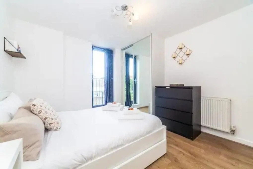 Daire Charming 2 Bed Flat Near Greenwich Londra